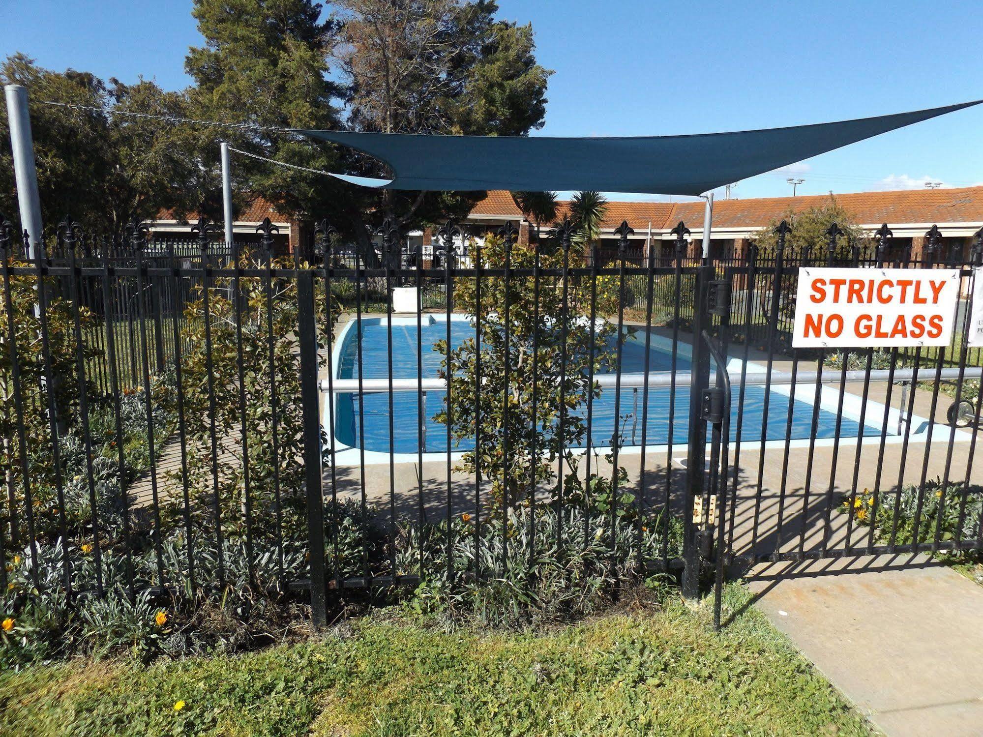 Rivergum Motel Echuca Moama Exterior photo